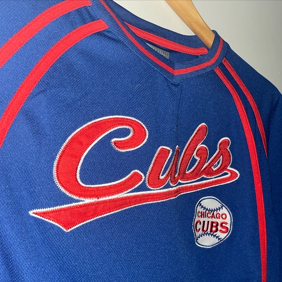 Embroidered Script Chicago Cubs True Fan Batting Practice Pullover VNeck Jersey - Picture 7 of 8